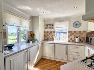 Photo 11- click for photo gallery